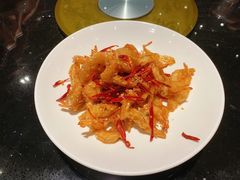 -铜锣湾·有麝自然香(渝北财富中心店)