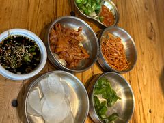 -韩景台烤肉(八大处店)