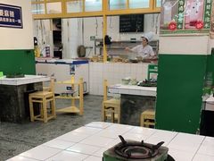 大堂-石灰市老火锅(北滨路店)