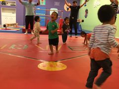 -小小运动馆(浦江店)