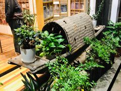 -猫的天空之城概念书店(杭州南宋御街店)