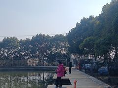 -新怡路亚垂钓园
