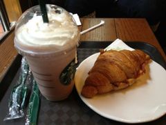 牛肉芝士可颂-星巴克(红房子店)