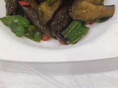 -江城燕子大排档(江汉路步行街店)