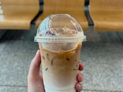 冷萃香草奶油拿铁-Coffee@Works(仁川国际机场店)