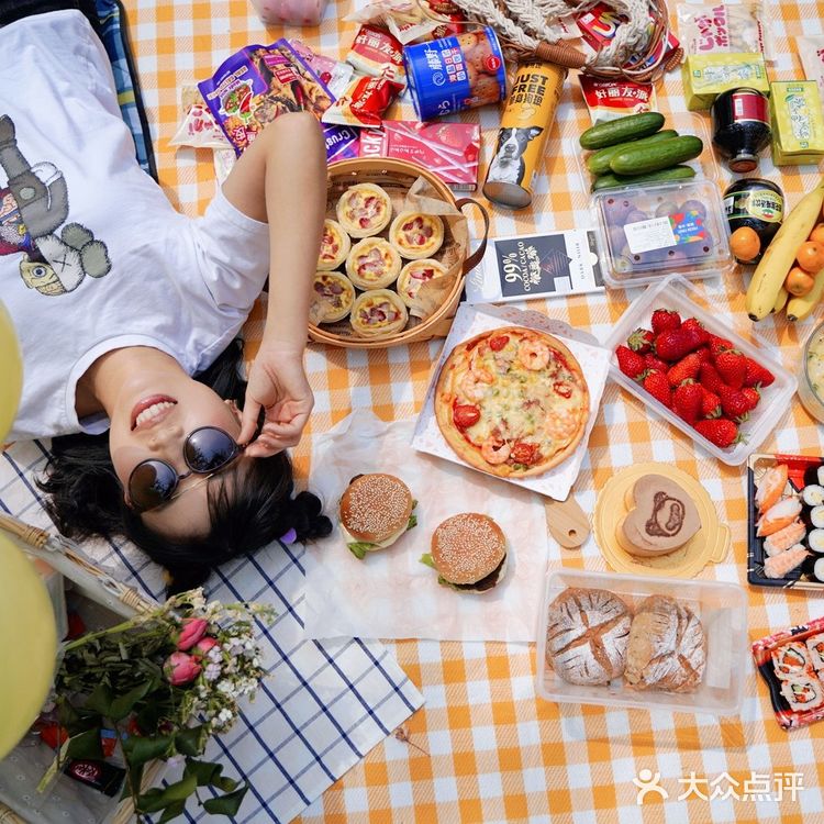 闵行体育公园野餐—美景中吃美食
