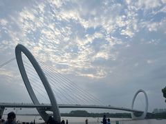 -南京眼步行桥