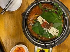 土豆排骨火锅-喇喇排骨火锅·传统韩式脊骨汤(望京西园总店)