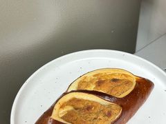 咖啡奶酥碱水-雀食面包店(钟楼店)