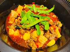 -山河屯铁锅炖·非遗东北菜(南山店)