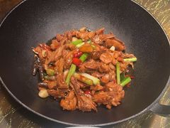 -洞庭土菜小炒馆(易发广场店)