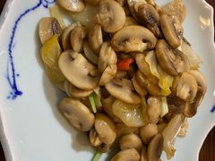 -赖厨潮汕砂锅粥