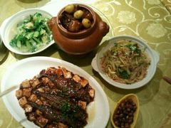 外婆红烧肉，黄鱼豆腐-鹿港小镇经典老上海菜(长乐路店)