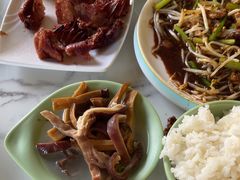 -岳姥姥饺子(泺文路店)