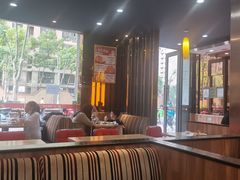 大堂-尊宝比萨(万科金色城市店)