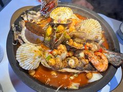 -鸣记脆皮烤鱼·海鲜烤鱼(三八广场店)