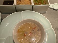-左庭右院鲜牛肉火锅黑金店(陆家嘴中心店)