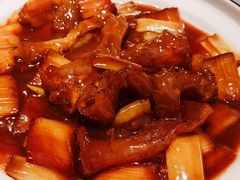 圆葱大烤蹄筋-狮王府淮扬菜(万象城店)