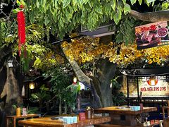 -城墙拐拐火锅(三峡广场黑金冠店)