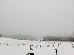 -庙香山滑雪场