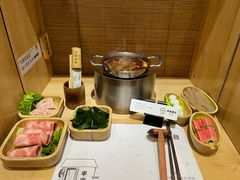 -独食火锅·半米屋台(直营总店)