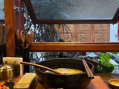 -银米·云南传统过桥米线(双廊黑金冠店)