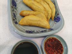 -老新隆牛肉锅贴(新街口店)