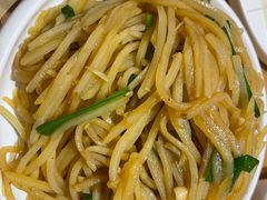 家常土豆丝-春饼先生·北京烤鸭(甘井子万达店)