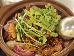 -胡须佬鸡煲四季火锅店(石厦西村直营店)