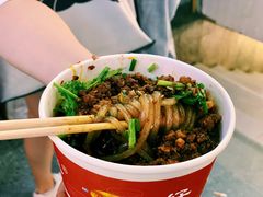 酸辣粉-八一路好吃街(雨田商务大厦店)