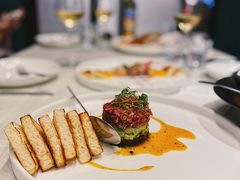 牛肉塔塔配牛油果黑橄榄酱-Solo(衡山路店)