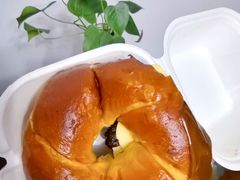 -HOT CRUSH趁热集合·现烤面包(环球港店)