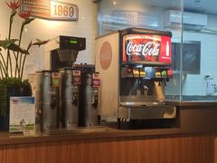 -The Habit Burger Grill 哈比特汉堡(复兴soho店)