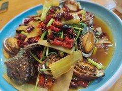 辣炒小鲍鱼-丹东立强海鲜烧烤·牛B大串(星海店)