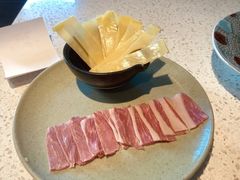 鲜乳扇诺邓低温火腿-半山腰·云南菜(侨福芳草地店)