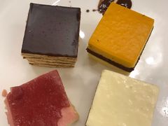 -上海西藏大厦万怡自助餐厅(徐汇店)