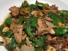-费大厨辣椒炒肉(高铁吾悦广场店)