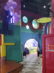 -欧酷世界动力星球(王府井奥莱UP TOWN店)