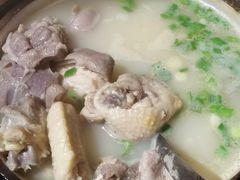 瓦罐猪肚鸡-手抄板凳江南菜(湖滨商业街店)