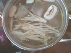 菌汤小火锅-丽江庭院之爱在路上(西单店)