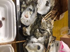 -蚝哥花姐湛江烤生蚝(美丽湾市场店)