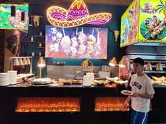 -四海一家自助餐(益田假日广场店)