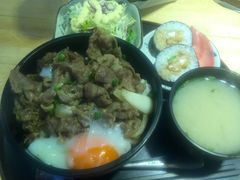 温泉蛋牛丼饭-京和风食堂·定食寿喜锅(保利樾广场店)