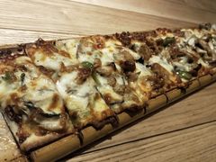 鸡肉蘑菇披萨-窑啊窑窑炉烧烤(合生广场店)