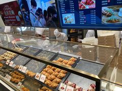 面包甜点陈列柜-月枫堂(长春这有山店)