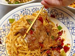 -李与白包子铺(桐梓林店)