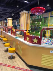 -LuckyStar幸运星家庭娱乐中心(东莞国贸店)