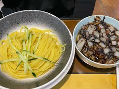 干炸酱面-淘淘园·韩式手工炸酱面(井亭天地店)