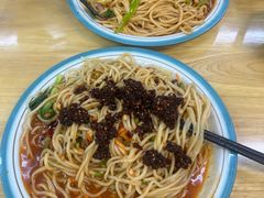 -三江源牛肉面(中铁逸都店)