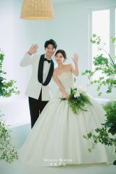 -喜爱高定婚纱摄影